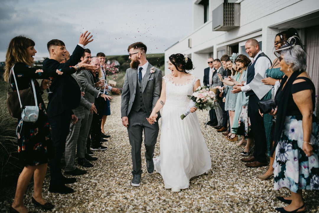 wedding confetti throw